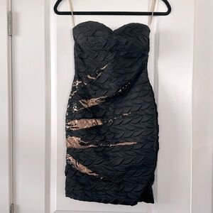 Mini black sweetheart neckline dress with sequins